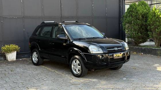 HYUNDAI TUCSON 2.0 MPFI GL 16V 142CV 2WD GASOLINA 4P AUTOMÁTICO